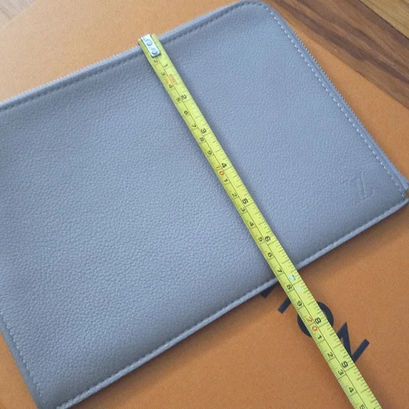 Louis Vuitton pochette - Picture 14 of 16